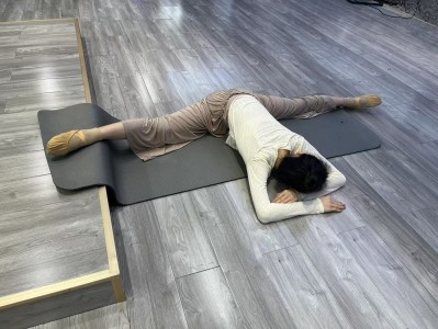 某宝花2999元买的各种舞蹈教学大全，完整版，手势舞 韩舞 别错过 稀缺资源 随时下架！